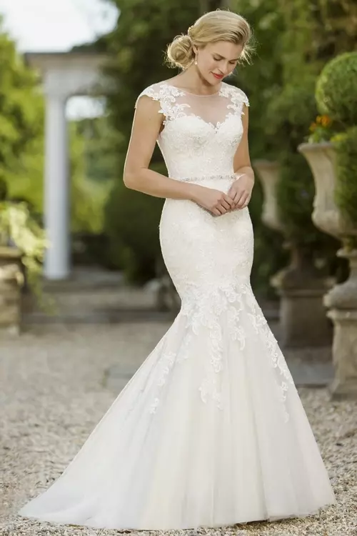 W268 Fit And Flare Lace Wedding Dress With Cap Sleeves True Bride