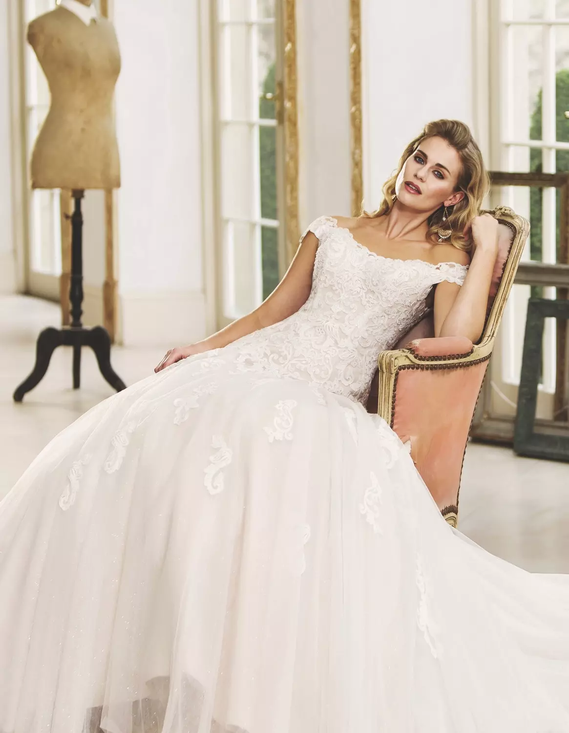 W305 | Ballgown Off the Shoulder Lace Wedding Dress | True Bride