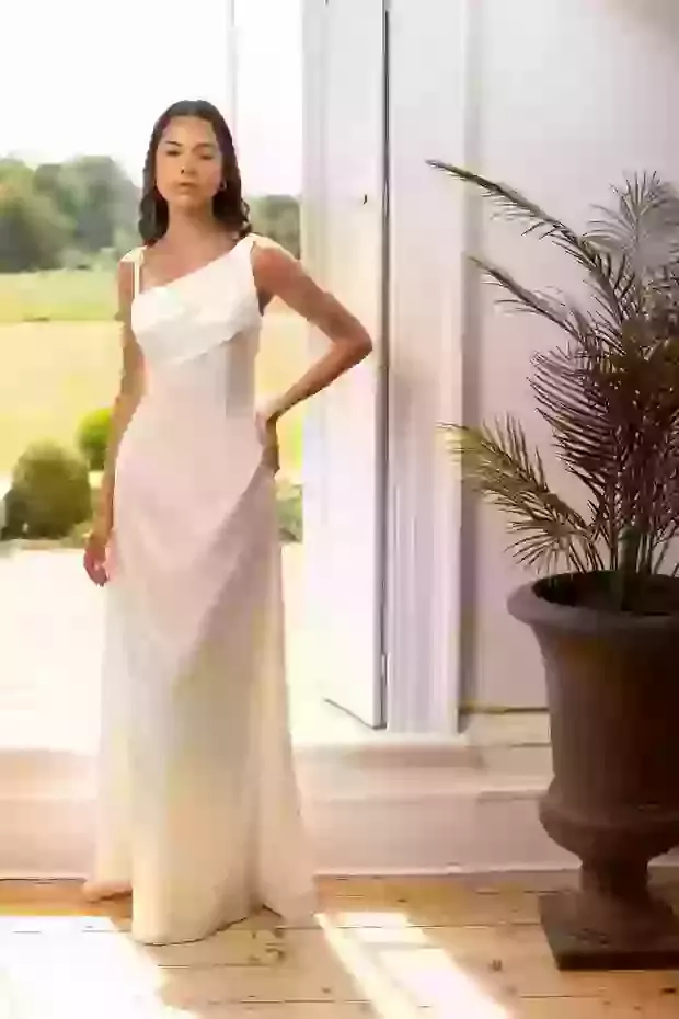 Luna by True Bride | Statement Bridesmaids Dresses from True Bride Luna by True Bride | Statement Bridesmaids Dresses from True Bride